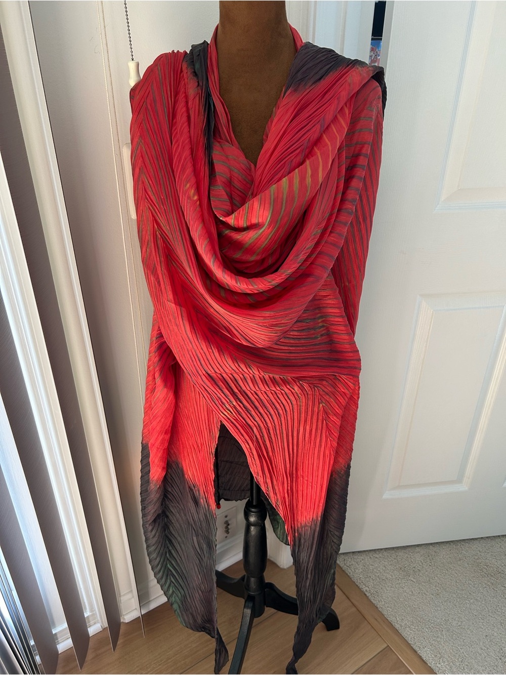 Red to Black Pleated Ombre Shawl Wrap